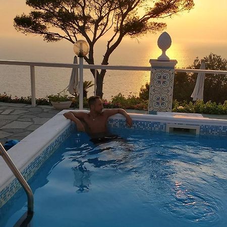 Bb La Guardiia Bed & Breakfast Anacapri  Ngoại thất bức ảnh