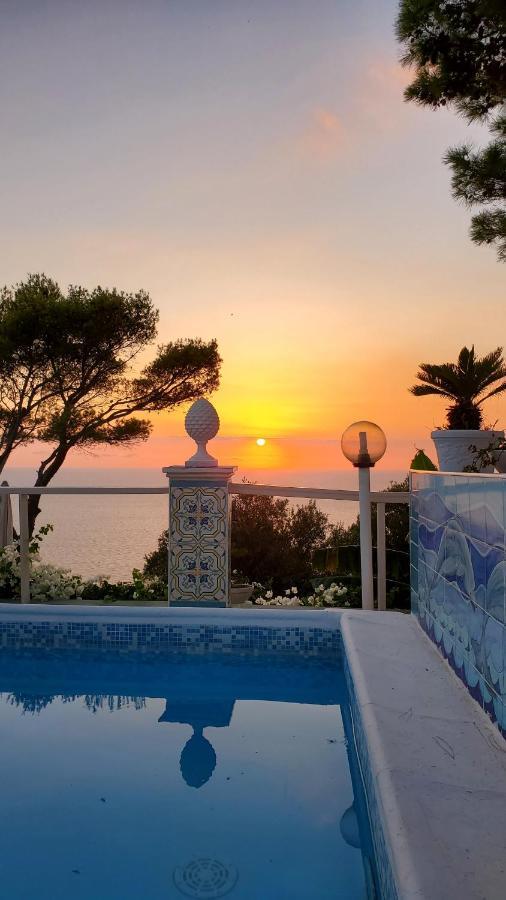 Bb La Guardiia Bed & Breakfast Anacapri  Ngoại thất bức ảnh
